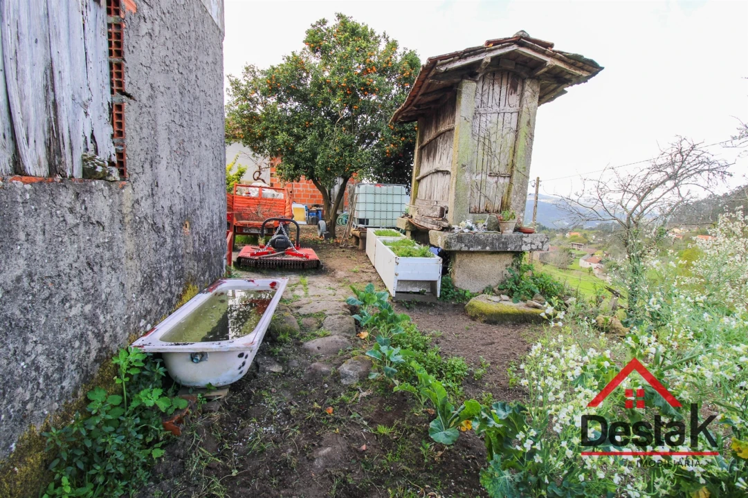 Moradia T2 para Venda em Valadares Foto 25