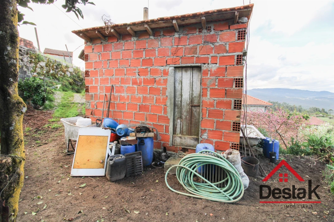 Moradia T2 para Venda em Valadares Foto 22