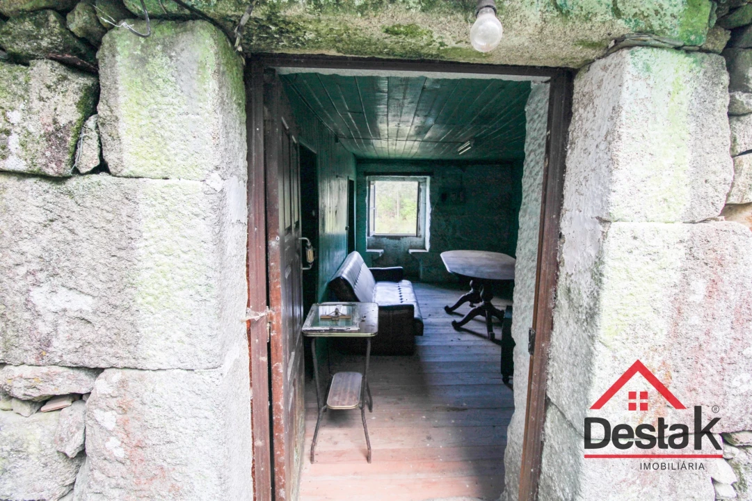 Moradia T2 para Venda em Valadares Foto 13