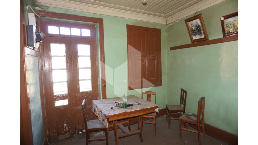 Moradia T2 para Venda em Lajeosa do Dão Foto 3