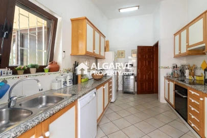 Moradia T3 para Venda em Quarteira
