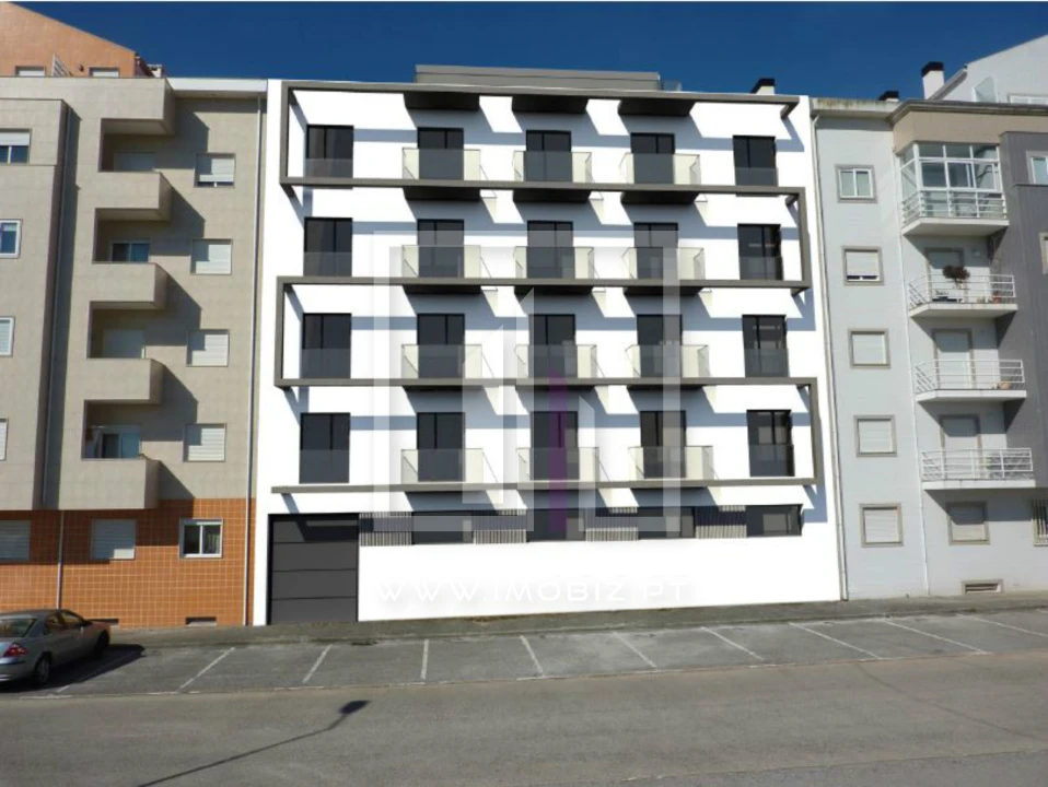 Apartamento T3 para Venda em Glória e Vera Cruz Foto 2