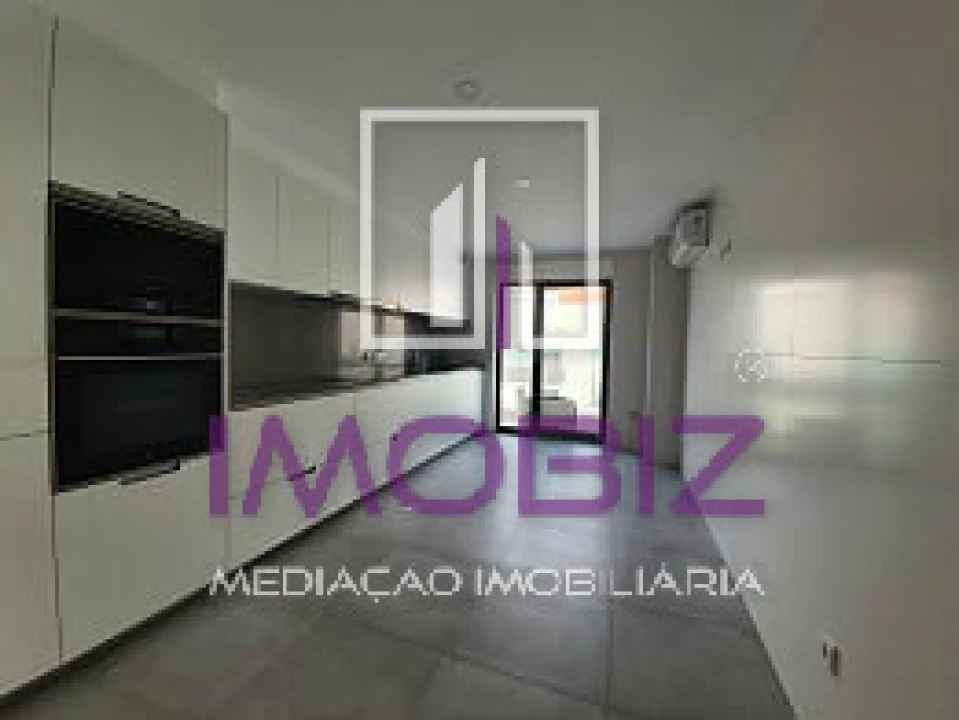 Apartamento T3 para Venda em Glória e Vera Cruz Foto 6