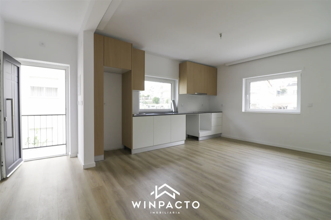 Moradia T2 para Venda em Seia, São Romão e Lapa dos Dinheiros Foto 10