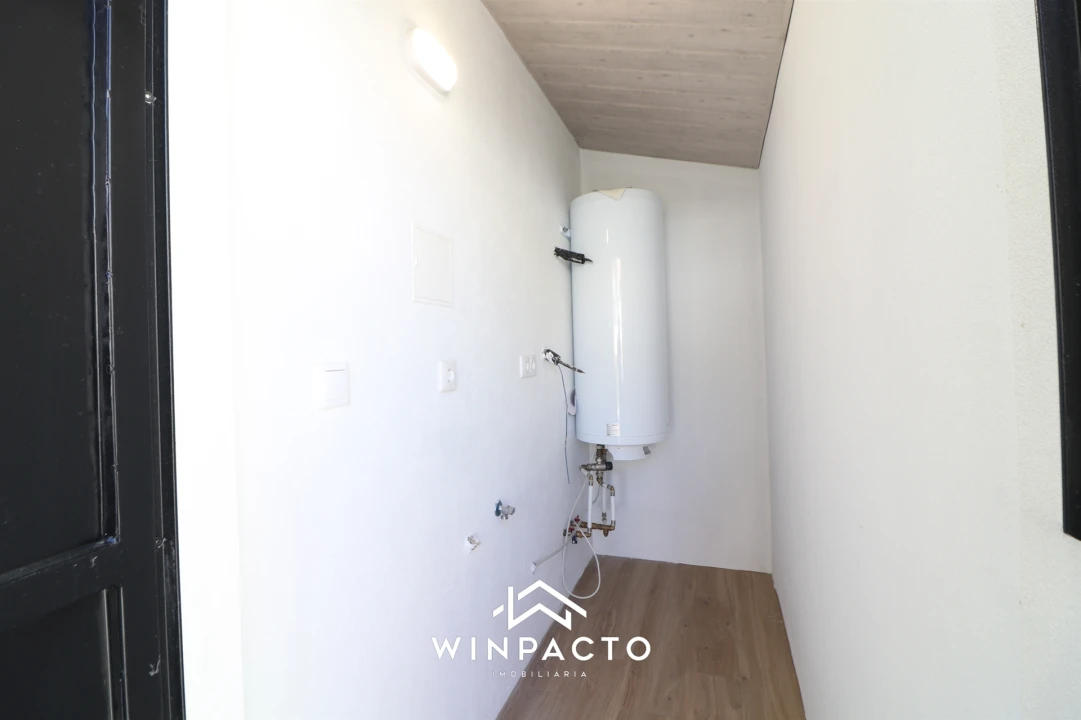 Moradia T2 para Venda em Seia, São Romão e Lapa dos Dinheiros Foto 19