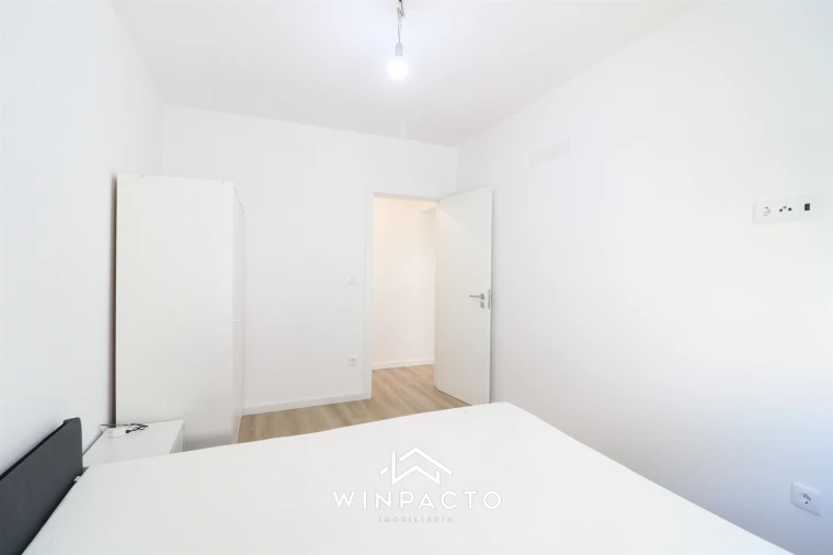 Moradia T2 para Venda em Seia, São Romão e Lapa dos Dinheiros Foto 30