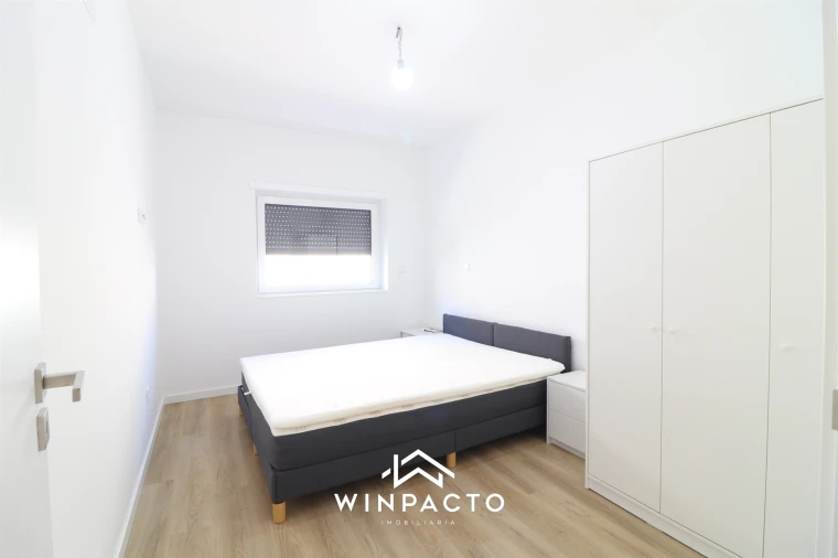 Moradia T2 para Venda em Seia, São Romão e Lapa dos Dinheiros Foto 8