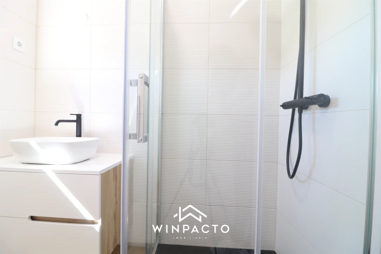 Moradia T2 para Venda em Seia, São Romão e Lapa dos Dinheiros Foto 11