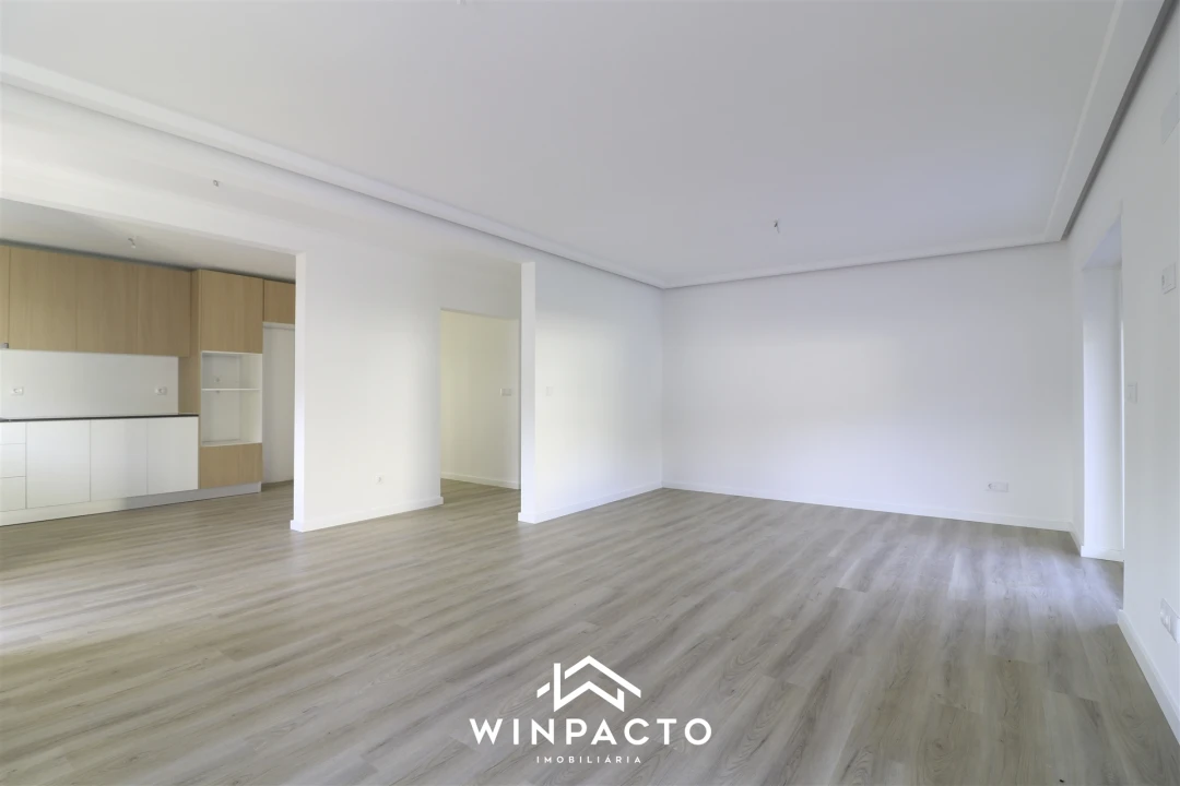 Moradia T4 para Venda em Seia, São Romão e Lapa dos Dinheiros Foto 19