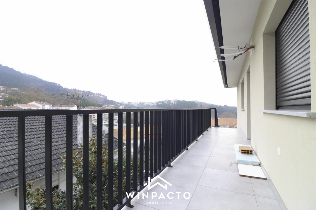 Moradia T4 para Venda em Seia, São Romão e Lapa dos Dinheiros Foto 38