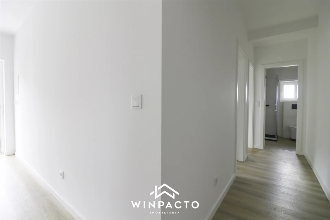 Moradia T2 para Venda em Seia, São Romão e Lapa dos Dinheiros Foto 10