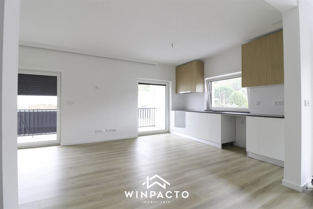 Moradia T2 para Venda em Seia, São Romão e Lapa dos Dinheiros Foto 6