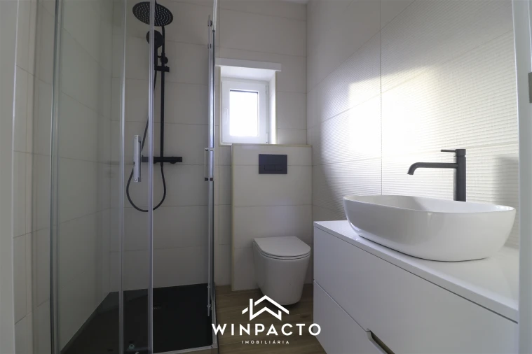 Moradia T2 para Venda em Seia, São Romão e Lapa dos Dinheiros Foto 16