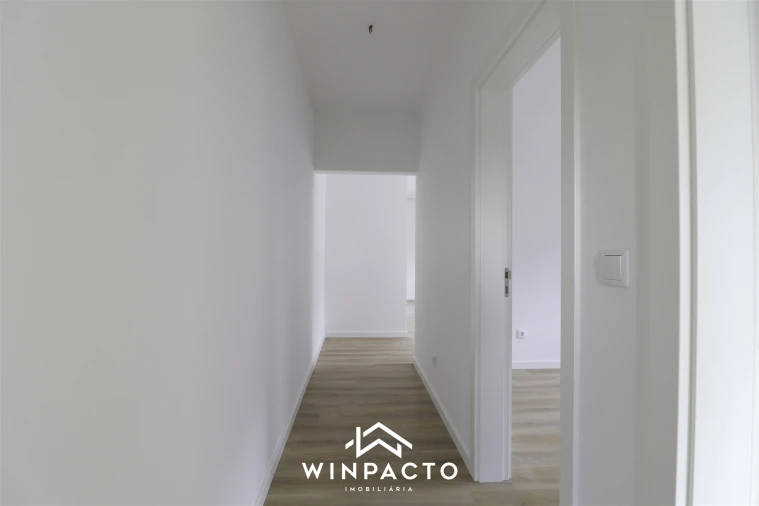 Moradia T2 para Venda em Seia, São Romão e Lapa dos Dinheiros Foto 17