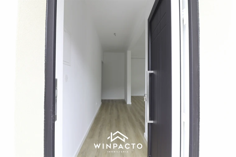 Moradia T2 para Venda em Seia, São Romão e Lapa dos Dinheiros Foto 2