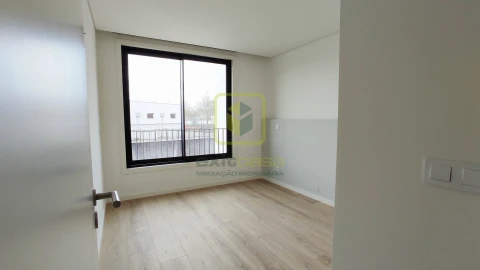 Apartamento T2 para Venda em Esgueira