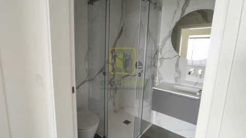 Apartamento T2 para Venda em Esgueira