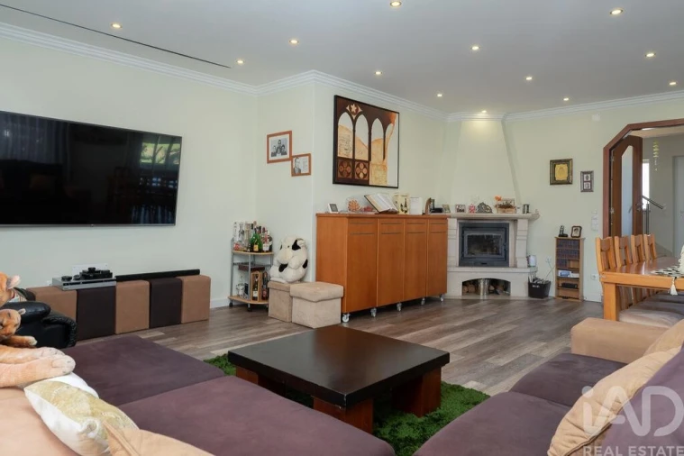 Moradia T4 para Venda em Nossa Senhora do Pópulo, Coto e São Gregório Foto 4