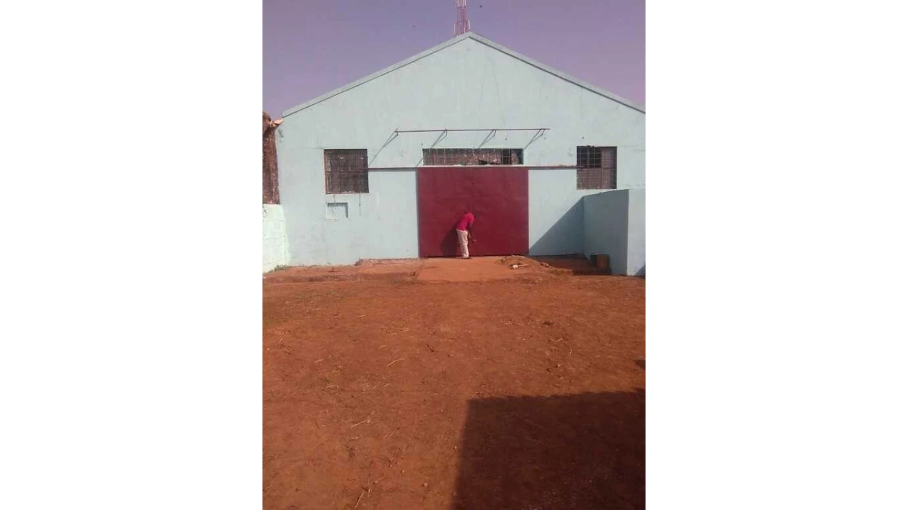 Armazém para Venda em Algueirão-Mem Martins Foto 5