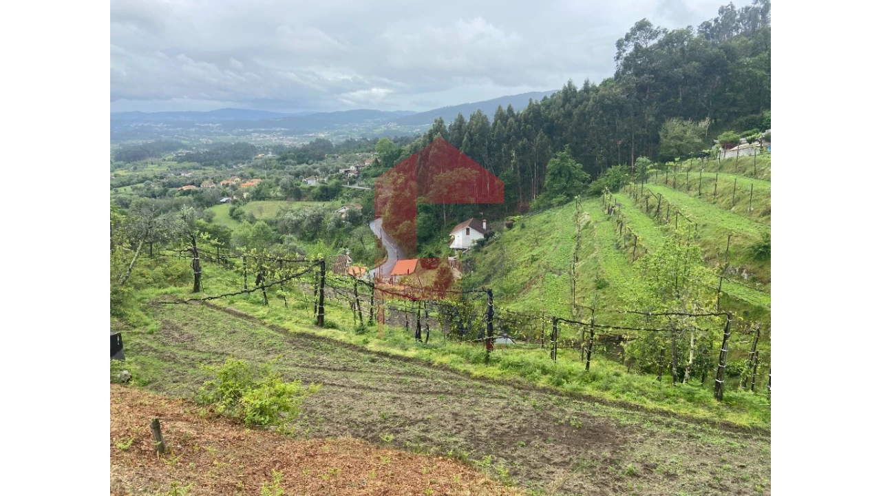 Terreno para Venda em Sande, Vilarinho, Barros e Gomide Foto 1