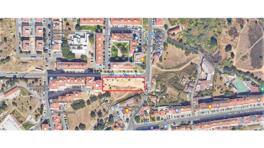 Terreno para Venda em Seixal Foto 17