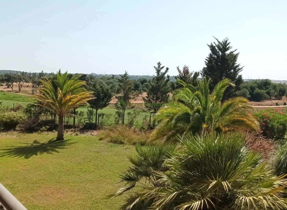 Apartamento T3 para Venda em Quarteira Foto 17