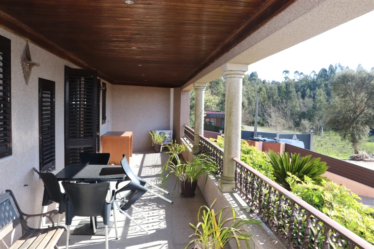 Moradia T5 para Venda em Raimonda Foto 22