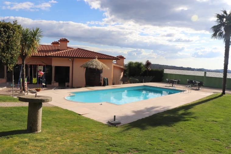 Moradia T5 para Venda em Raimonda Foto 61