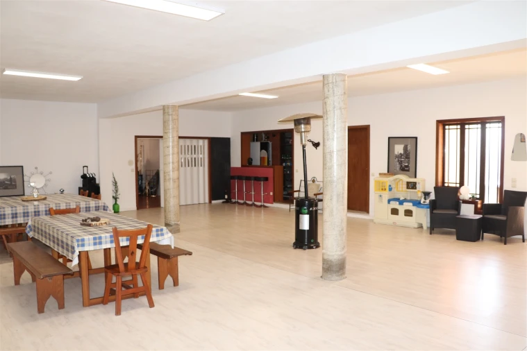 Moradia T5 para Venda em Raimonda Foto 42