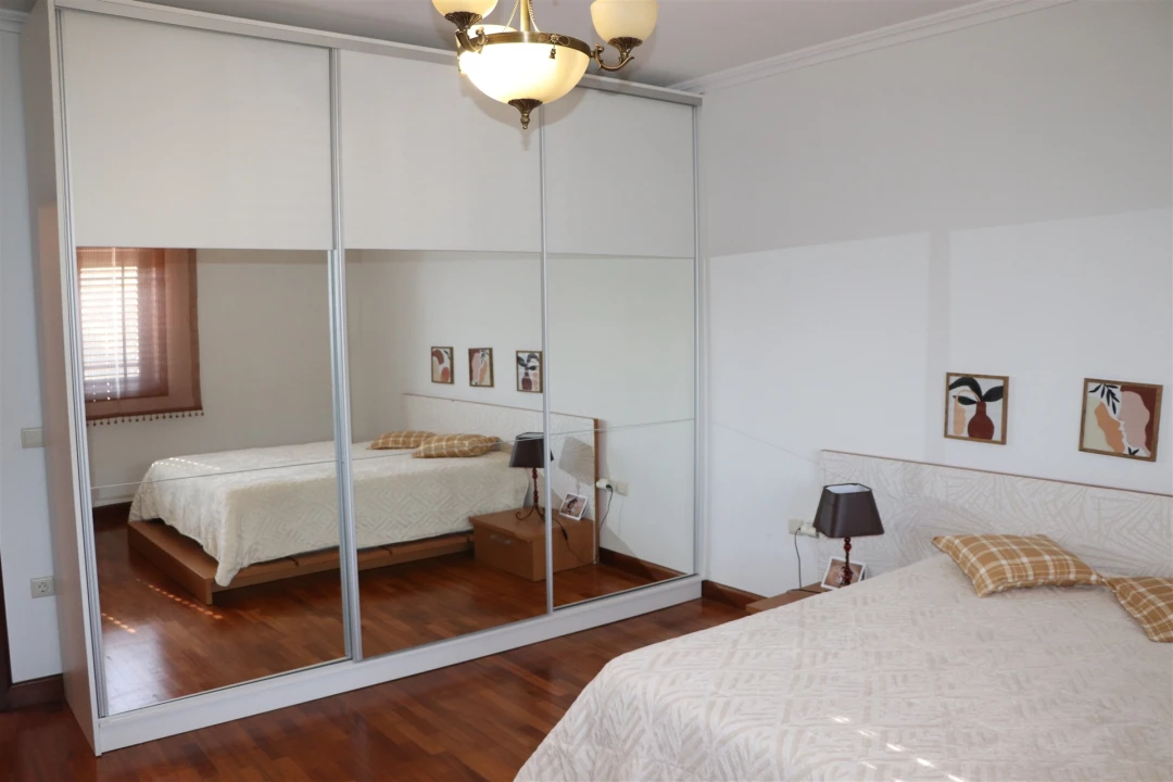 Moradia T5 para Venda em Raimonda Foto 33