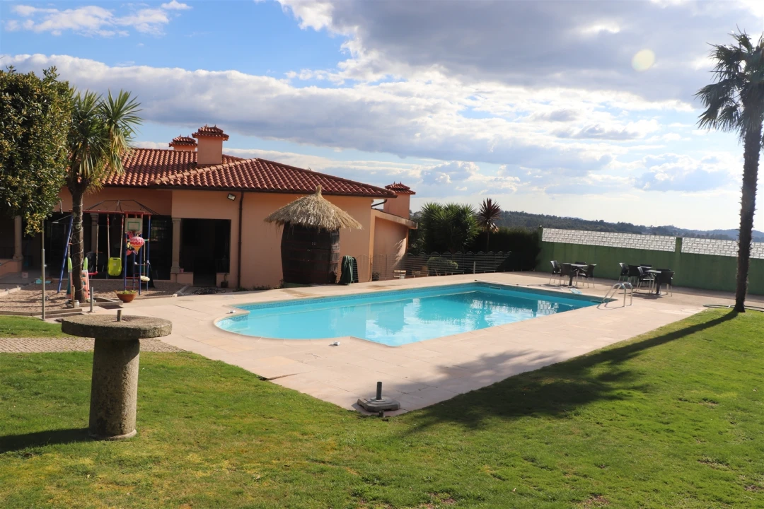 Moradia T5 para Venda em Raimonda Foto 61