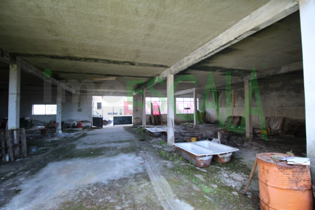 Armazém para Venda em Manique do Intendente, Vila Nova de São Pedro e Maçussa Foto 12