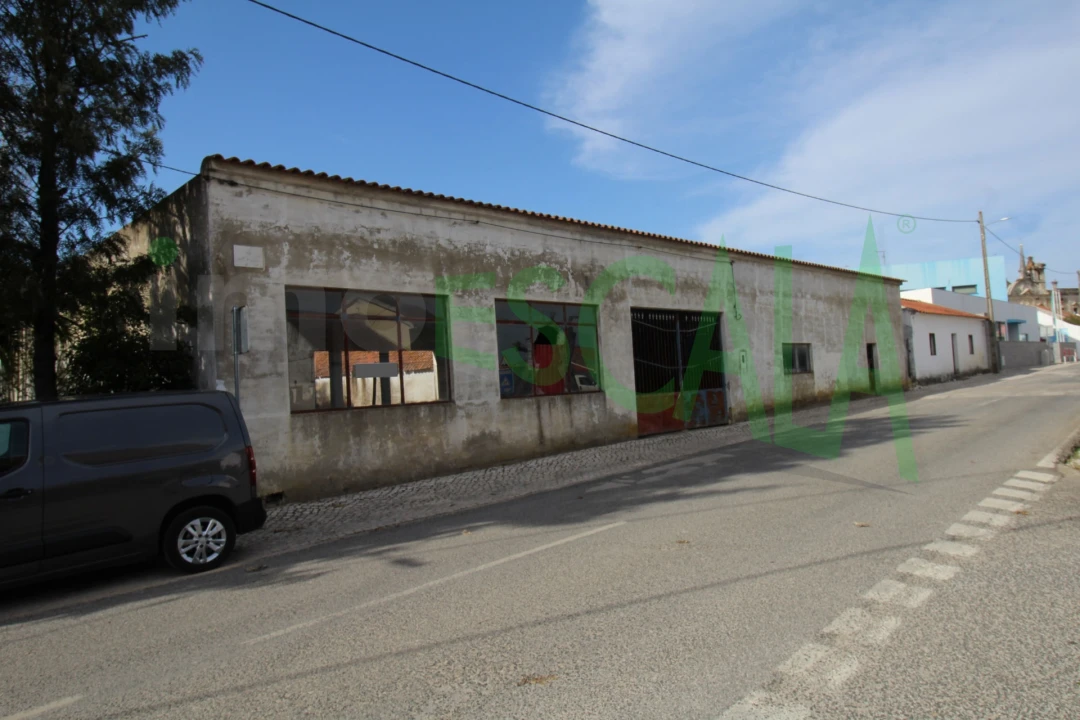 Armazém para Venda em Manique do Intendente, Vila Nova de São Pedro e Maçussa Foto 2