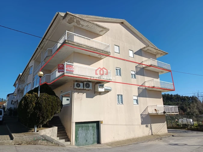 Apartamento T3 para Venda em Insua Foto 1