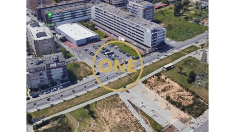 Terreno para Venda em Cidade da Maia
