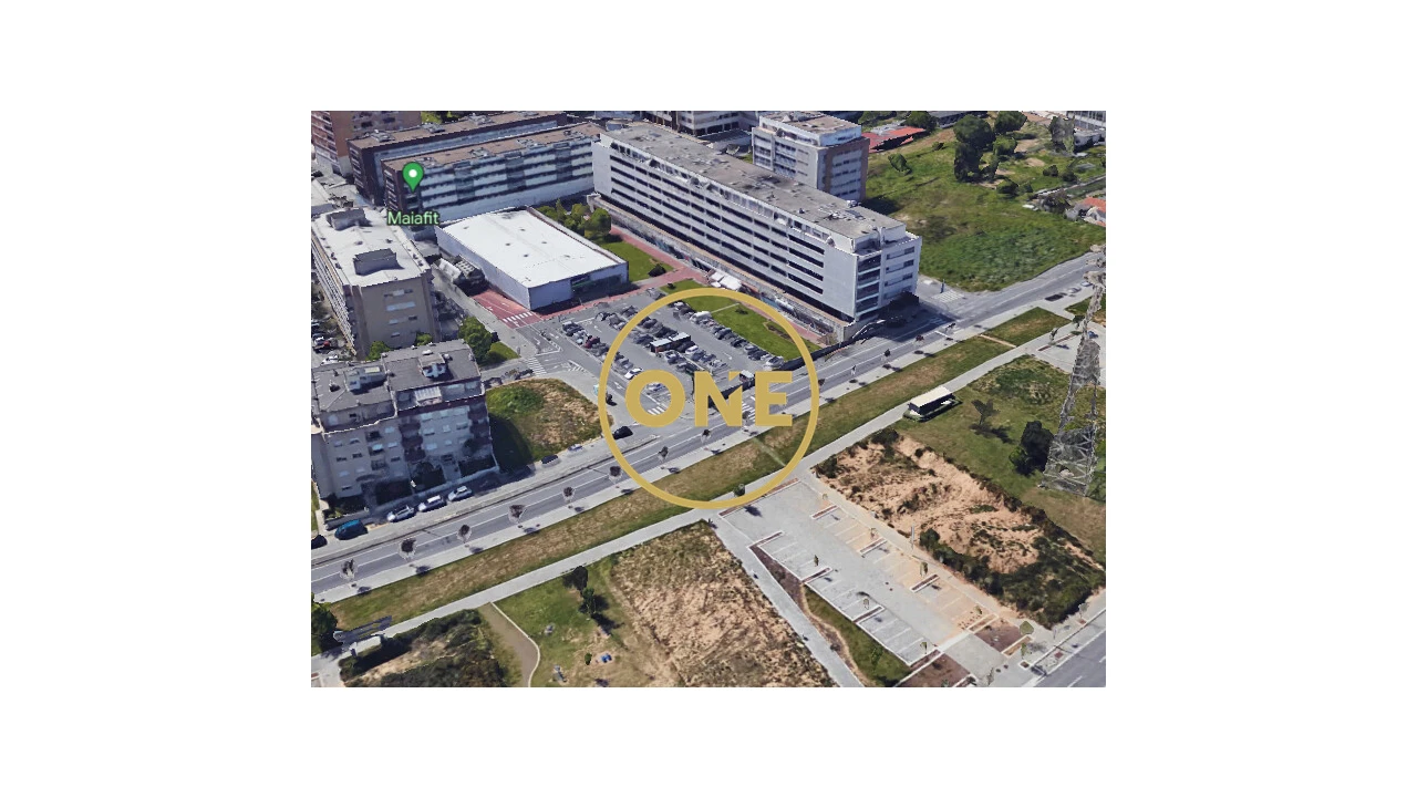 Terreno para Venda em Cidade da Maia Foto 1