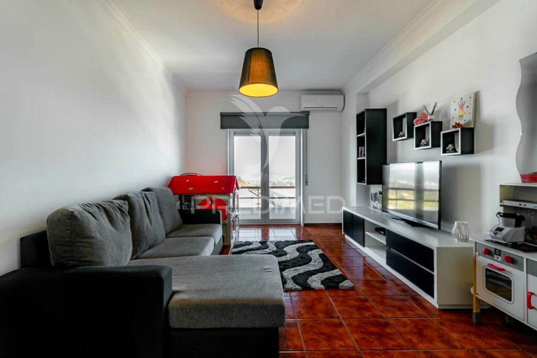 Apartamento T3 para Venda em Idães Foto 3