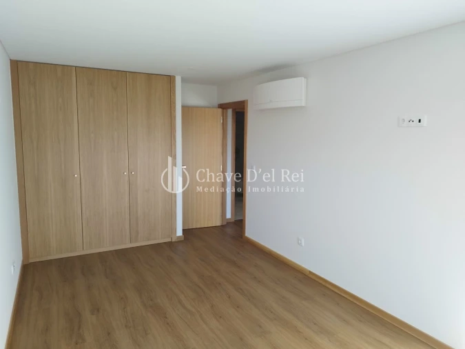 Apartamento T2 para Venda em Viseu Foto 16