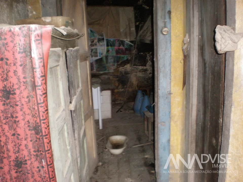 Moradia T3 para Venda em São João de Lourosa Foto 3
