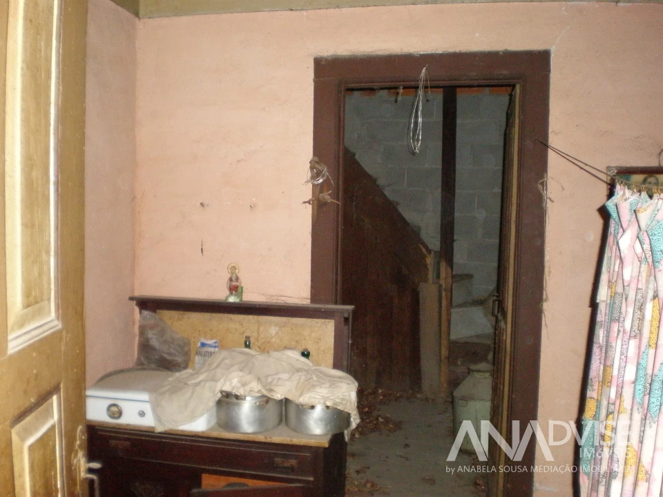 Moradia T3 para Venda em São João de Lourosa Foto 5