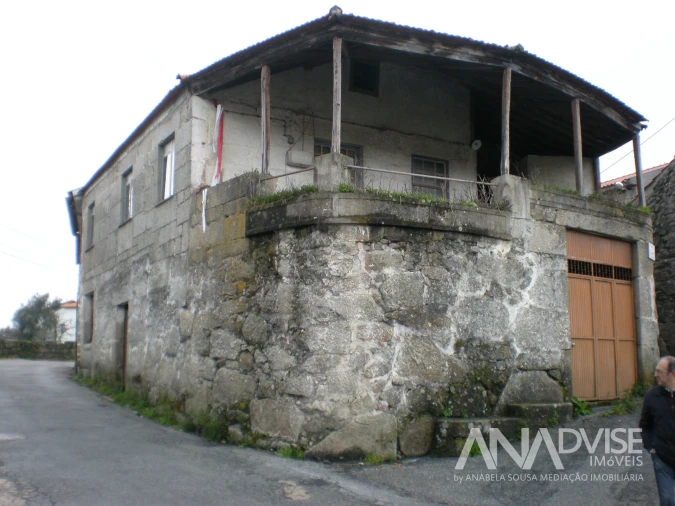 Moradia T3 para Venda em São João de Lourosa Foto 12