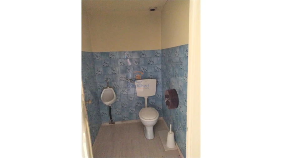 Armazém para Venda em Póvoa de Santo Adrião e Olival Basto Foto 14