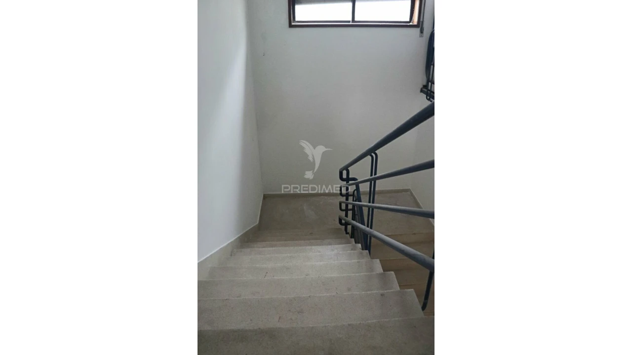 Loja para Venda em Rebordosa Foto 5