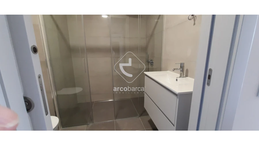 Apartamento T3 para Venda em Cedofeita, Santo Ildefonso, Sé, Miragaia, São Nicolau e Vitória Foto 11