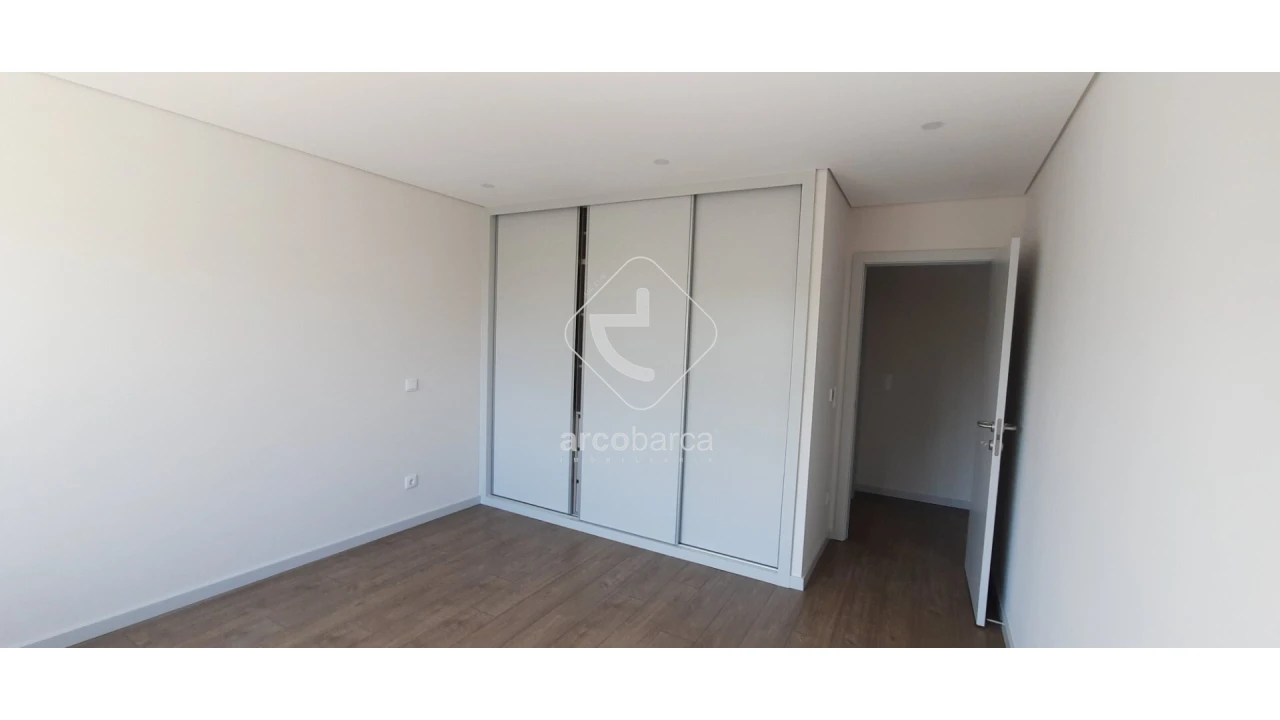 Apartamento T3 para Venda em Cedofeita, Santo Ildefonso, Sé, Miragaia, São Nicolau e Vitória Foto 15
