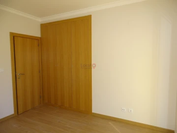 Apartamento T2 para Venda em Lagos (São Sebastião e Santa Maria)