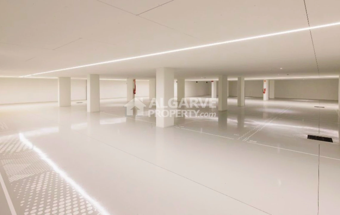 Apartamento T3 para Venda em Quarteira Foto 14
