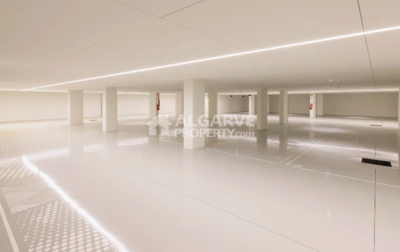 Apartamento T3 para Venda em Quarteira Foto 14