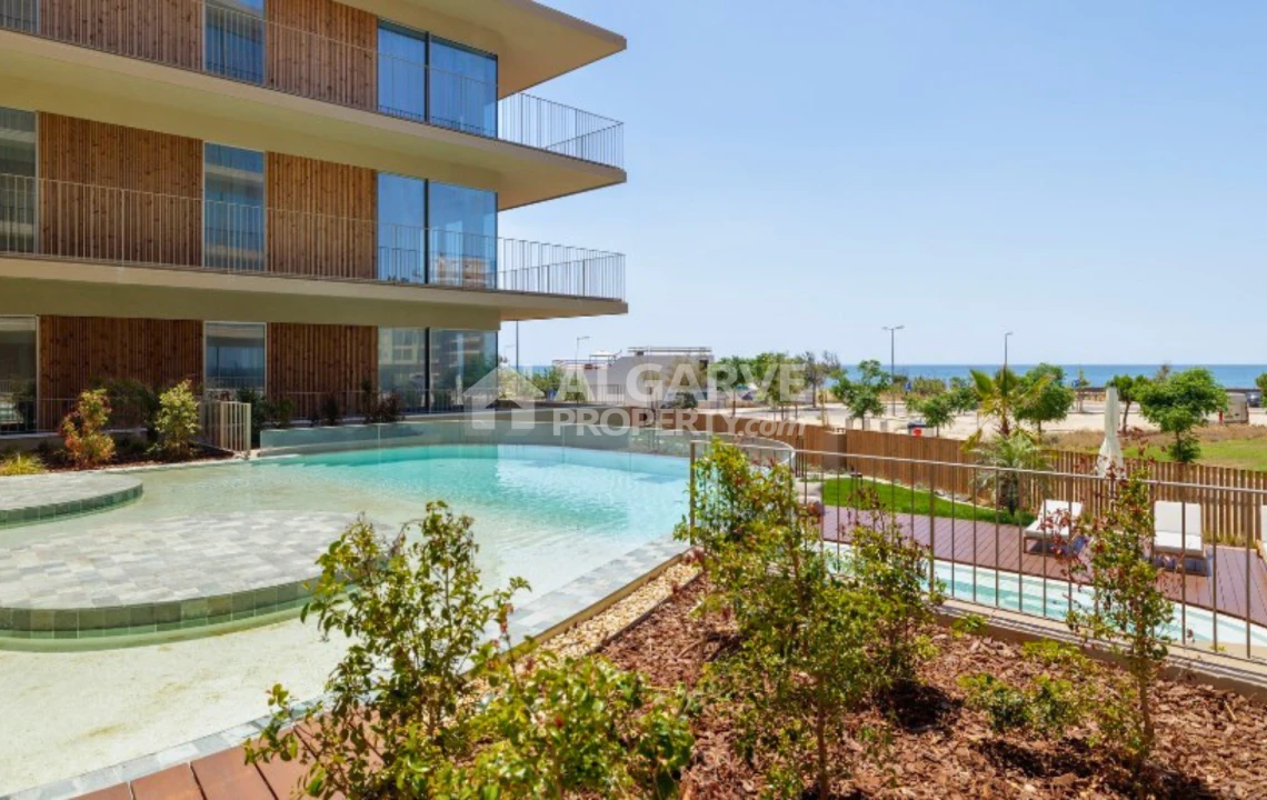 Apartamento T3 para Venda em Quarteira Foto 10