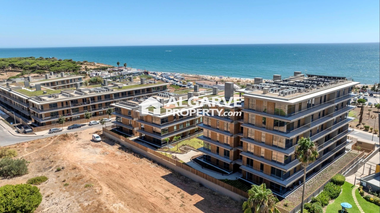 Apartamento T3 para Venda em Quarteira Foto 18